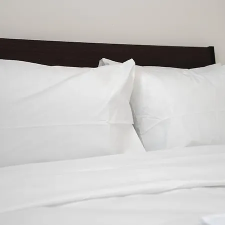 New Residence,5 Minutes To Kadikoy 3br With Ac イスタンブール