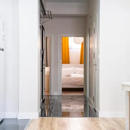 アパート New Residence,5 Minutes To Kadikoy 3br With Ac